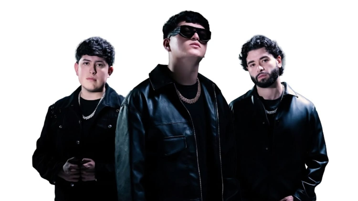 Banda Clave Especial entregando dinero al hijo de Juan concurso MrBeast 2026.