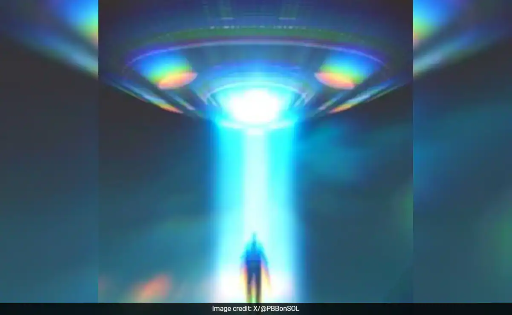 Representación de tecnología holográfica y desclasificación de archivos OVNI 2026