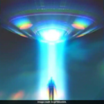 Representación de tecnología holográfica y desclasificación de archivos OVNI 2026