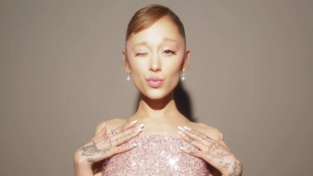 Ariana Grande anuncia su retiro temporal tras el ‘Eternal Sunshine Tour’: Salud mental y presión estética en la industria