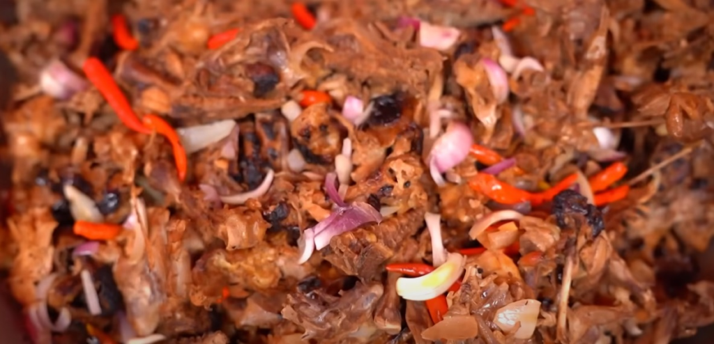 El «pagpag» en Manila: La cruda realidad de la pobreza extrema y la comida rescatada de la basura en Filipinas